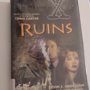 The X-Files: Ruins Book
